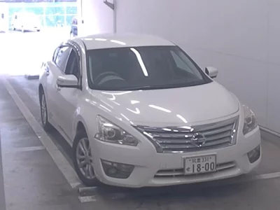 Nissan TEANA