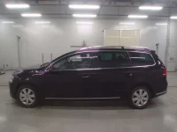 Volkswagen PASSAT VARIANT лот № 10368 оценка 3.5  с аукциона в Японии 3