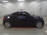 Audi TT лот № 10502 оценка 4  с аукциона в Японии 2