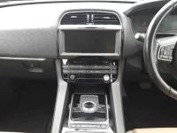 Jaguar F-PACE лот № 30126 оценка 4  с аукциона в Японии 8