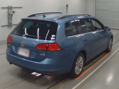 Volkswagen GOLF VARIANT