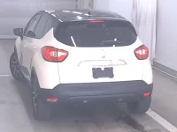 Renault Captur лот № 13 оценка 4  с аукциона в Японии 1