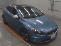 Volvo V40 лот № 38063 оценка 3.5  с аукциона в Японии 4