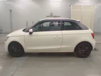 Audi A1 лот № 38067 оценка 3.5  с аукциона в Японии 3