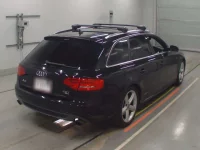 Audi A4 лот № 38114 оценка 4  с аукциона в Японии 1