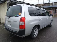 Toyota PROBOX лот № 12130 оценка 4  с аукциона в Японии 2