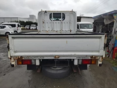 Nissan ATLAS  с аукциона в Японии