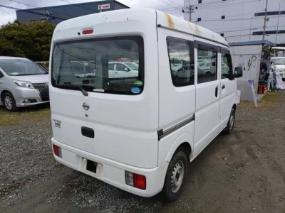Nissan CLIPPER VAN