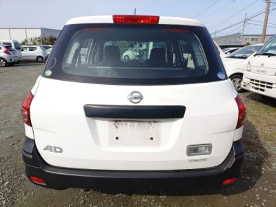 Nissan AD