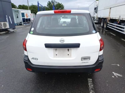 Nissan AD