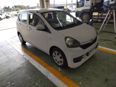 Daihatsu MIRA E S