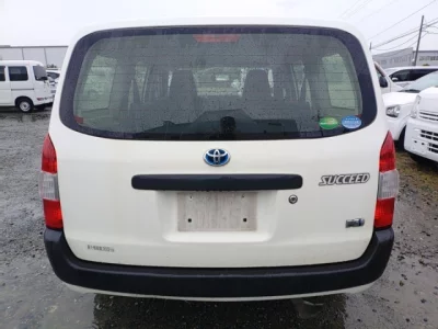 Toyota SUCCEED