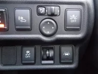 Nissan NOTE лот № 2201 оценка 4  с аукциона в Японии 6