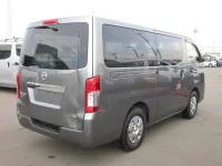 Nissan CARAVAN VAN лот № 3608 оценка 3  с аукциона в Японии 1