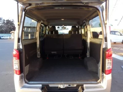 Nissan CARAVAN VAN