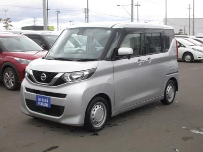 Nissan ROOX  с аукциона в Японии