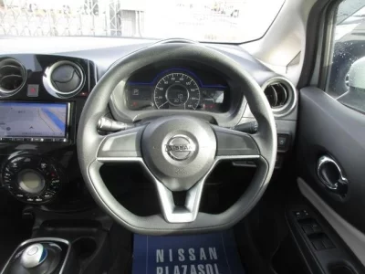 Nissan NOTE  с аукциона в Японии