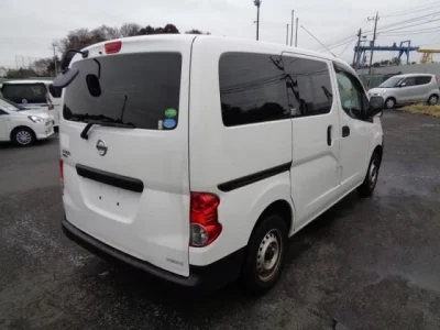 Nissan NV200
