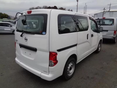 Nissan NV200