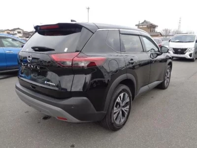 Nissan X-TRAIL  с аукциона в Японии