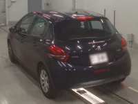 Peugeot 208 лот № 38119 оценка 3.5  с аукциона в Японии 5
