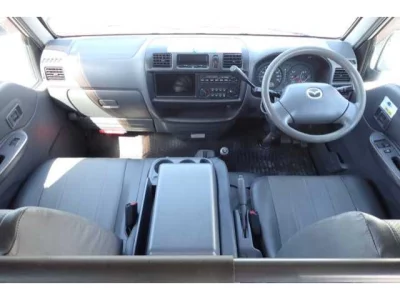 Mazda BONGO VAN  с аукциона в Японии