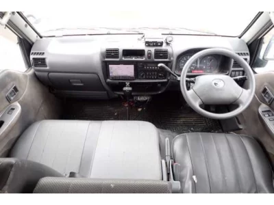 Mazda BONGO VAN  с аукциона в Японии