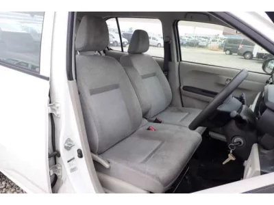 Daihatsu Boon  с аукциона в Японии