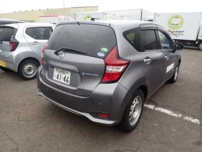 Nissan NOTE  с аукциона в Японии