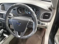 Volvo V40 лот № 38133 оценка RA  с аукциона в Японии 6