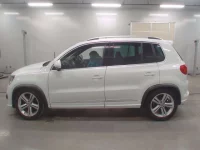 Volkswagen TIGUAN лот № 38149 оценка 4  с аукциона в Японии 3