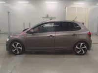 Volkswagen POLO лот № 38150 оценка 5  с аукциона в Японии 3