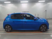 Peugeot 208 лот № 38171 оценка 4.5  с аукциона в Японии 2