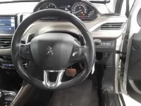 Peugeot 2008 лот № 38179 оценка 4.5  с аукциона в Японии 6