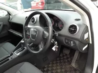 Audi A3 лот № 3312 оценка 4  с аукциона в Японии 6