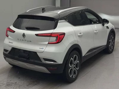 Renault Captur  с аукциона в Японии