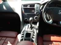 Citroen DS5 лот № 10037 оценка 4  с аукциона в Японии 8