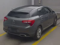 Citroen DS5 лот № 4238 оценка 3.5  с аукциона в Японии 1