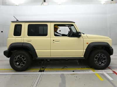 Suzuki JIMNY NOMADE