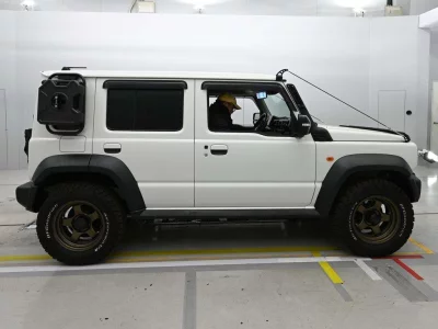 Suzuki JIMNY NOMADE