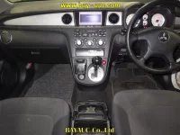 Mitsubishi AIRTREK лот № 60108 оценка 3.5  с аукциона в Японии 5