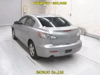 Mazda AXELA лот № 10015 оценка 3.5  с аукциона в Японии 1