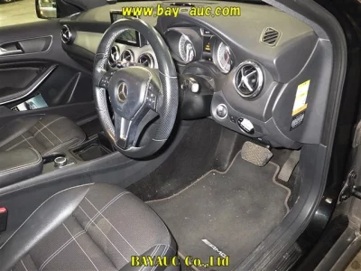 Mercedes-Benz GLA CLASS