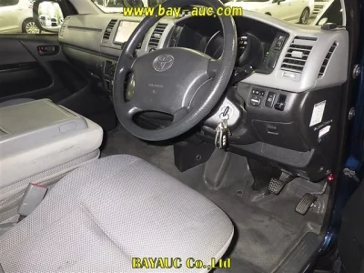 Toyota REGIUS ACE VAN