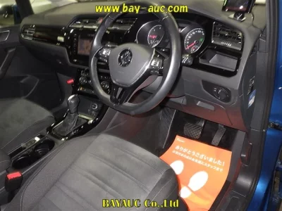 Volkswagen GOLF TOURAN