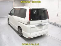 Nissan SERENA лот № 117 оценка R  с аукциона в Японии 1