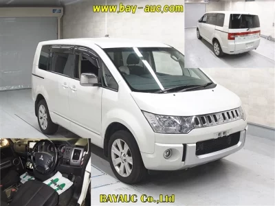 Mitsubishi Delica D:5