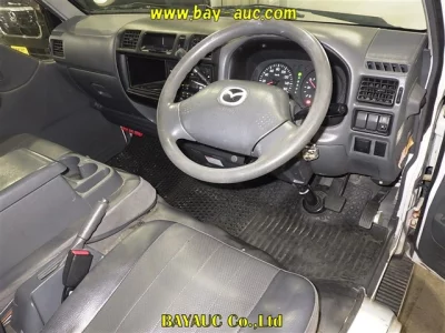 Mazda BONGO VAN  с аукциона в Японии