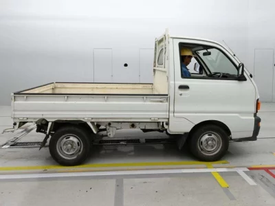 Mitsubishi Minicab Truck