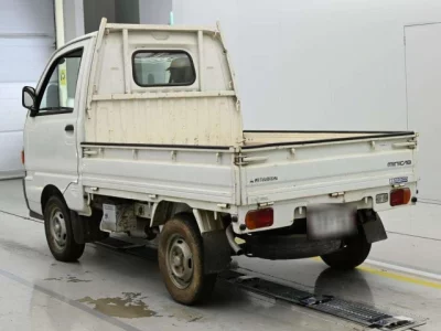 Mitsubishi Minicab Truck